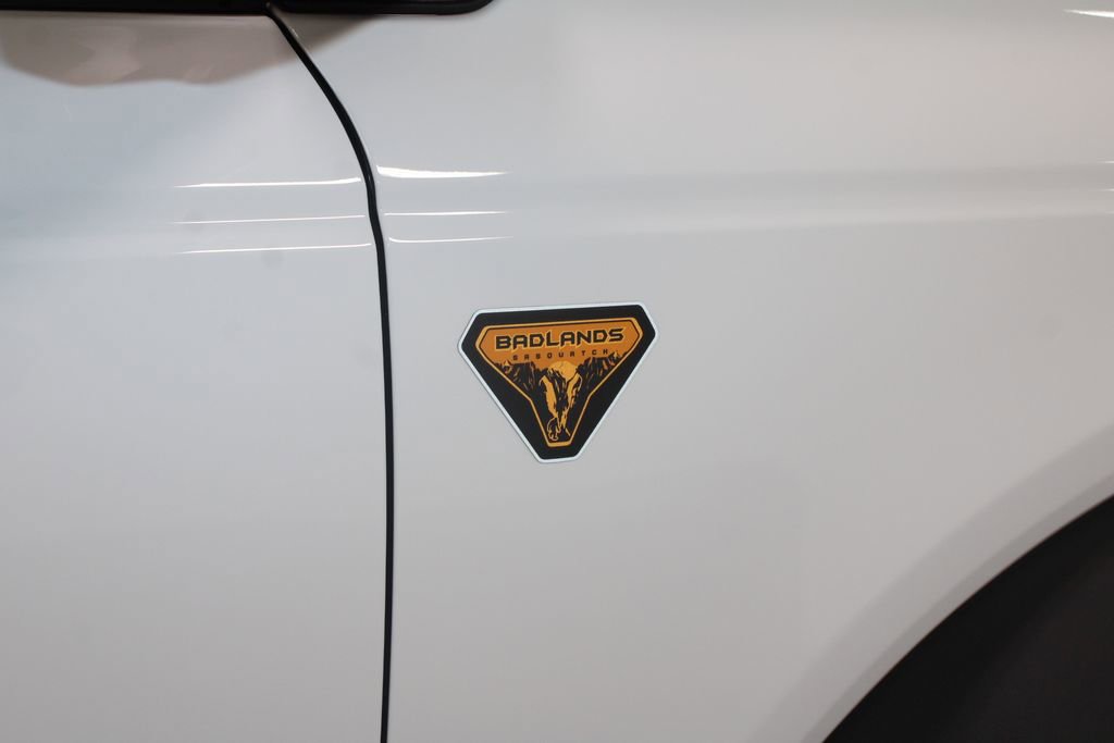 Used 2024 Ford Bronco Badlands image 12