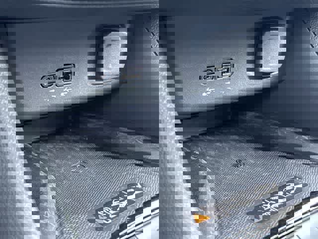 Used 2026 Buick Envista Sport Touring w/ Convenience II Package FWD image 32