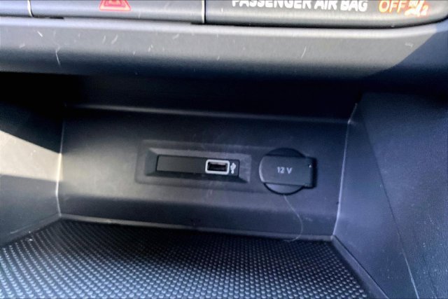 Used 2018 Volkswagen Atlas S FWD image 34