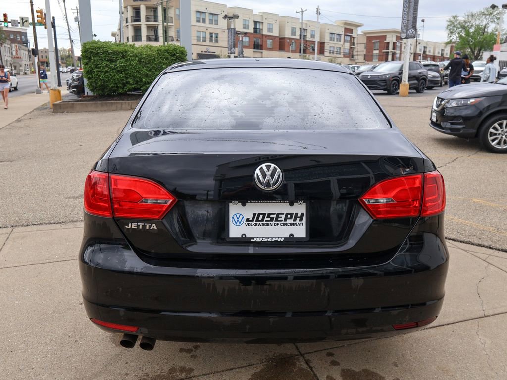 Used 2013 Volkswagen Jetta S image 4