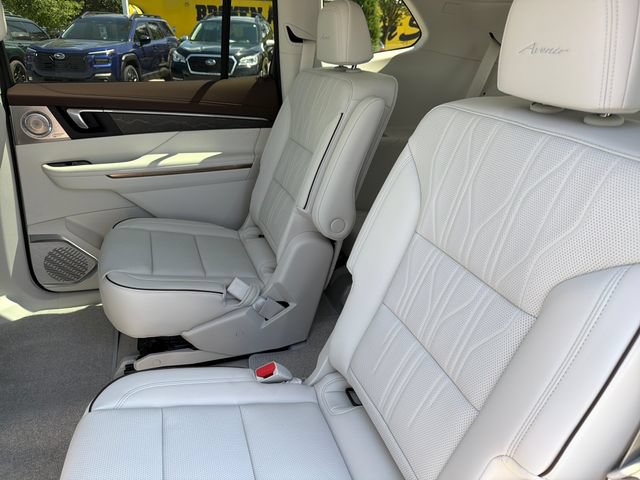 New 2026 Buick Enclave Avenir w/ Super Cruise Package FWD image 19