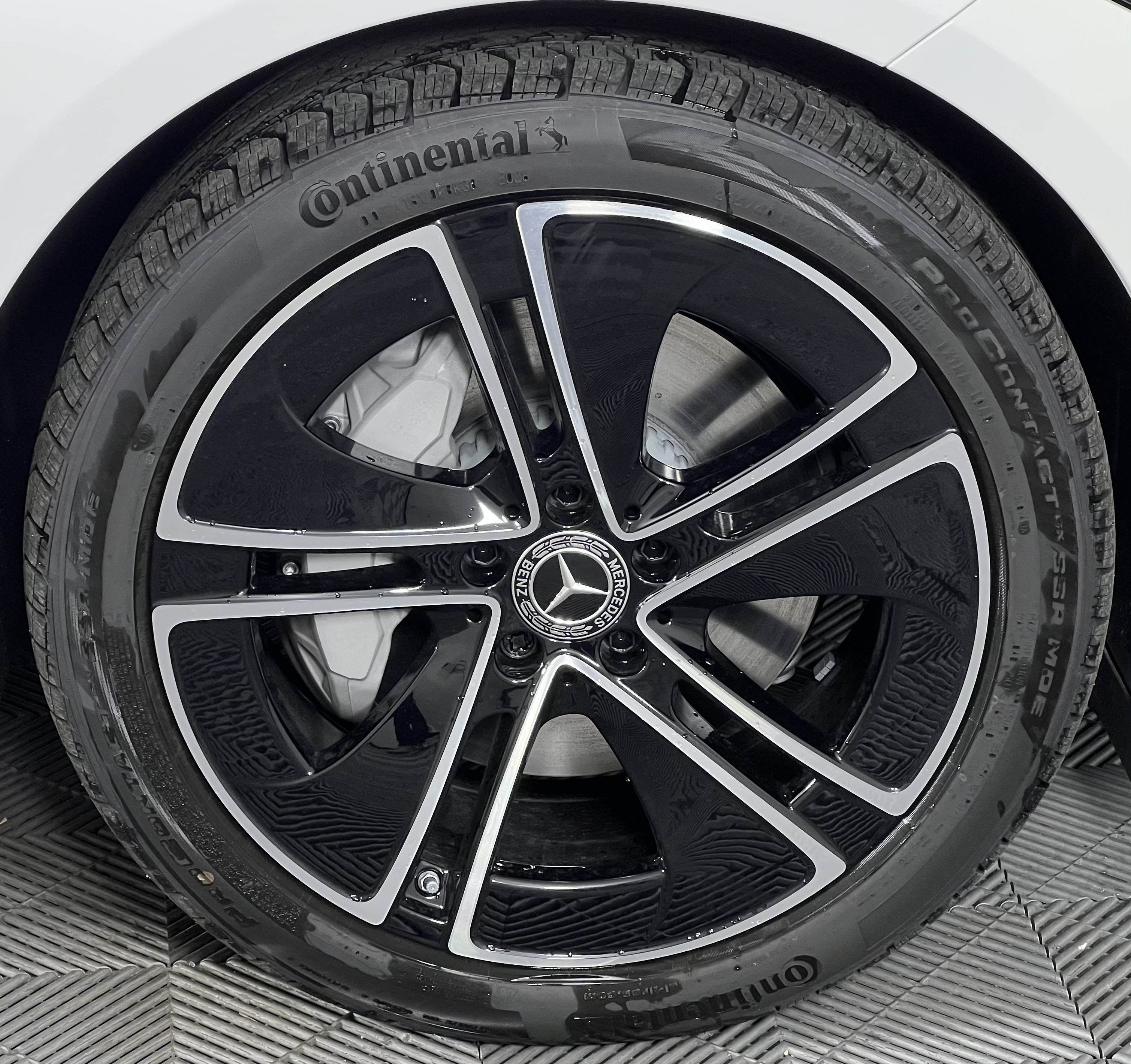 New 2027 Mercedes-Benz CLE 300 4MATIC Cabriolet image 15