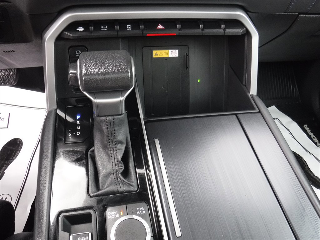 Used 2024 Toyota Tundra Platinum image 21