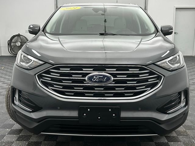 Used 2021 Ford Edge Titanium w/ Cargo Accessory Package image 16