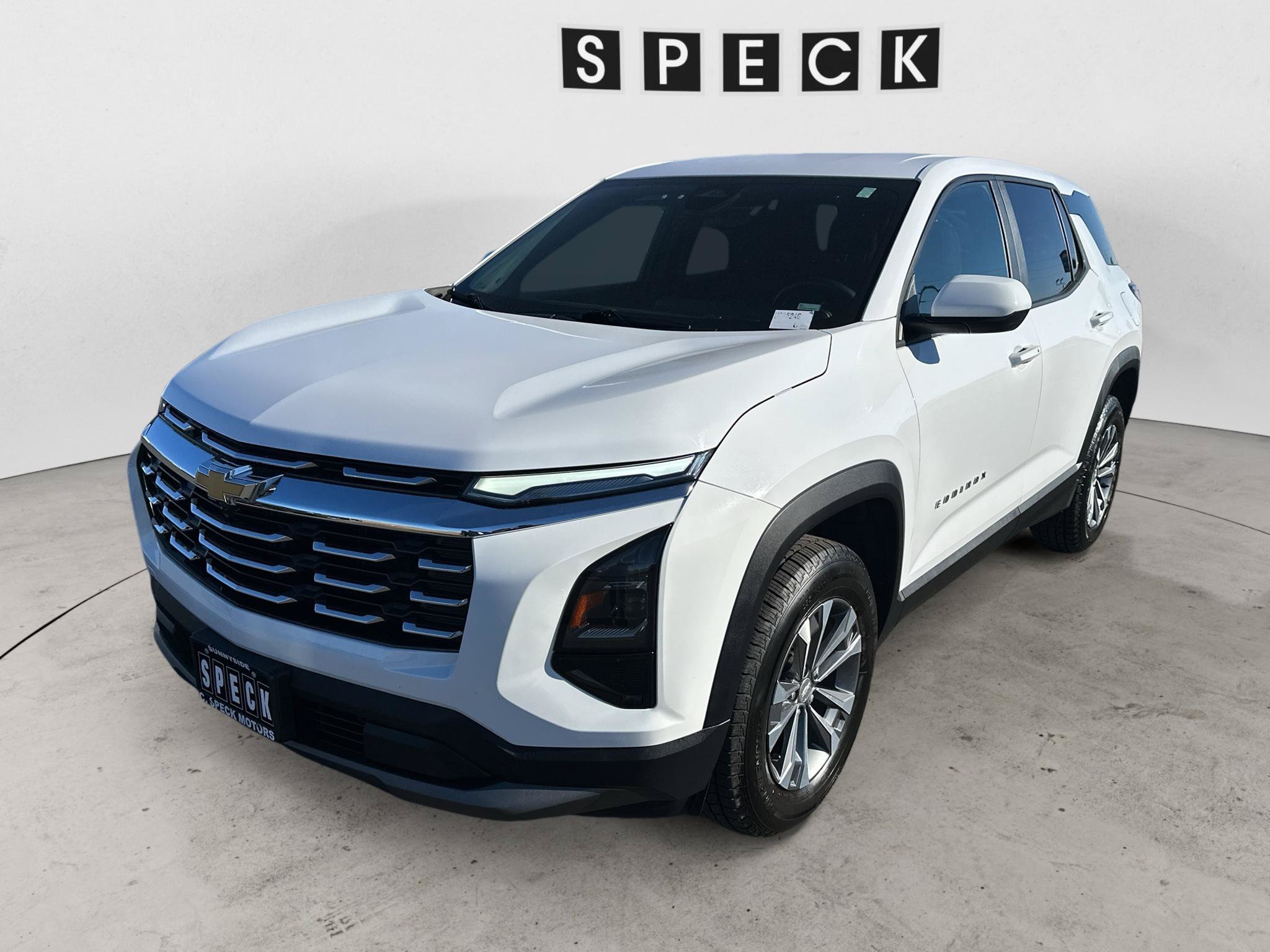 Used 2026 Chevrolet Equinox LT w/ Convenience Package II AWD/4WD image 1