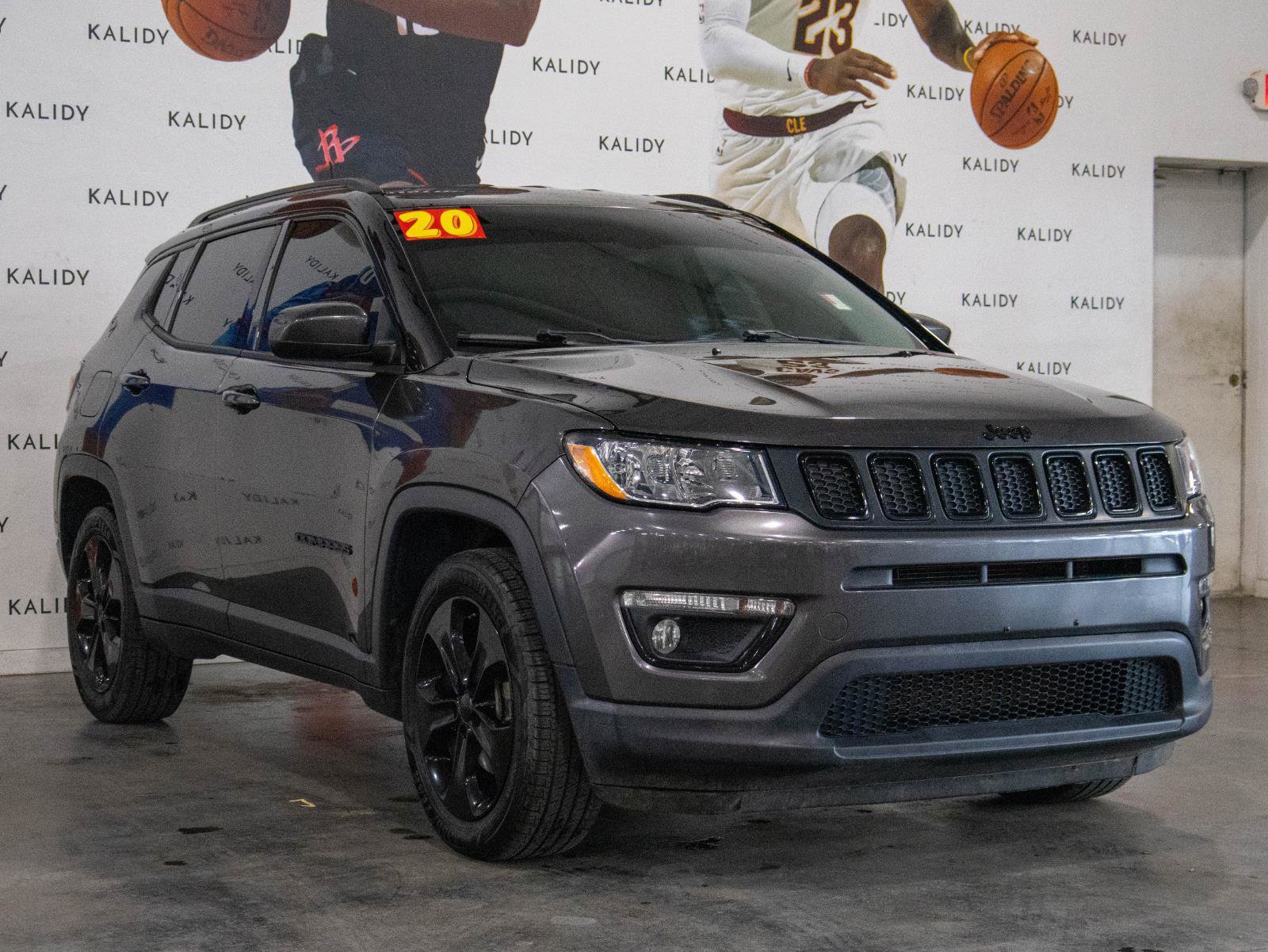 Used 2020 Jeep Compass Latitude image 18