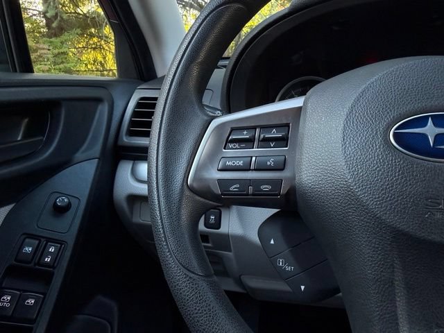 Used 2014 Subaru Forester 2.5i Premium w/ All-Weather Package AWD/4WD image 23