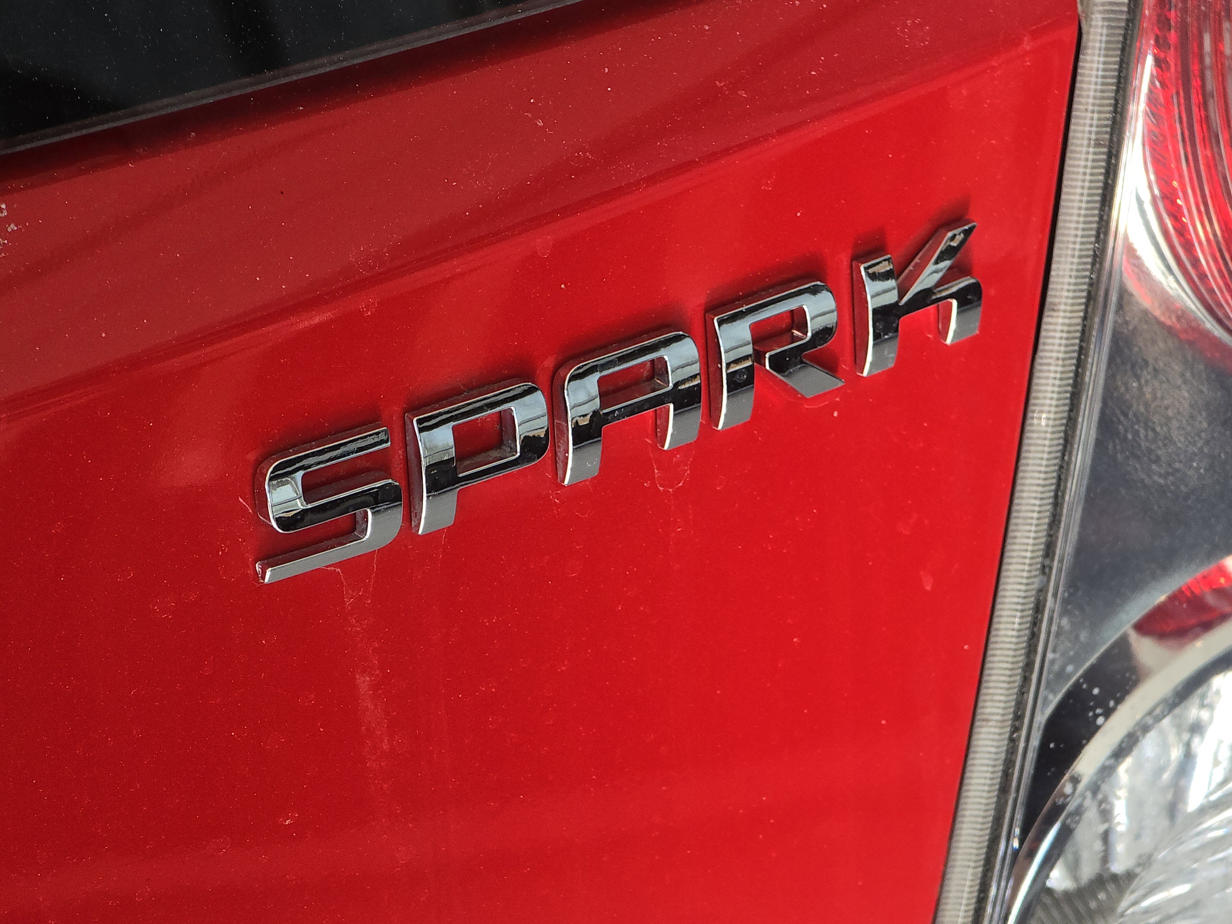 Used 2014 Chevrolet Spark LT image 7