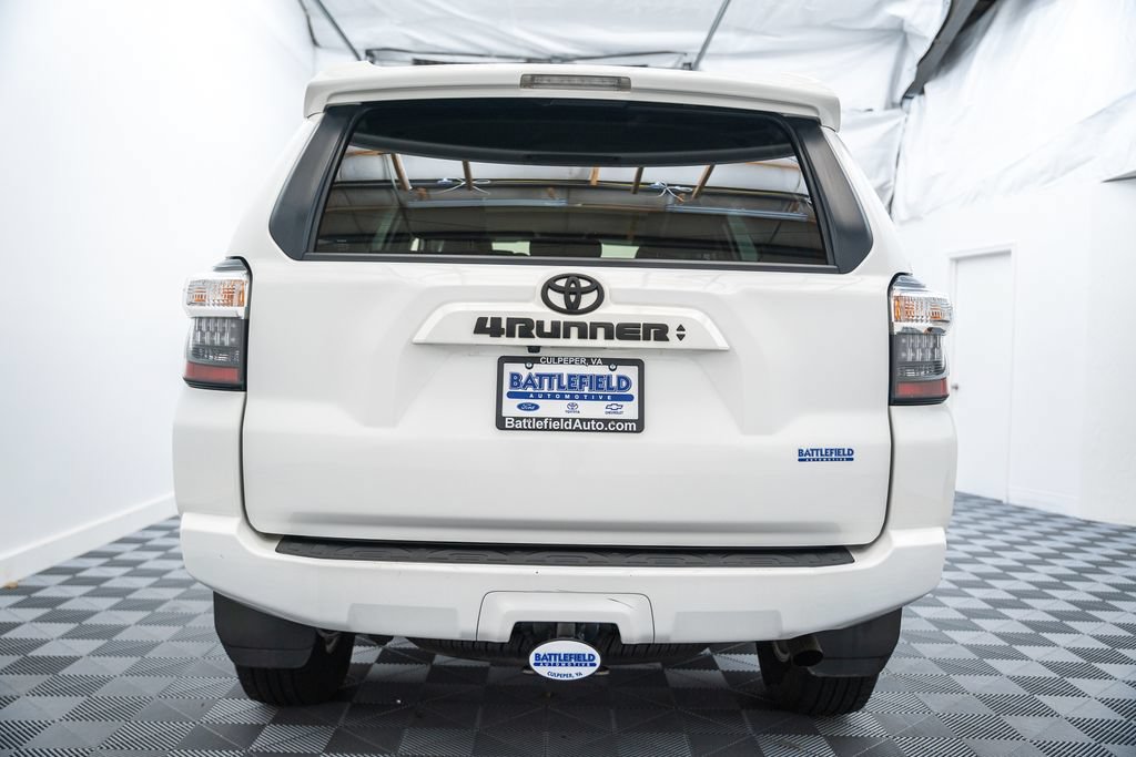 Certified 2022 Toyota 4Runner SR5 Premium w/ Moonroof Package AWD/4WD image 6