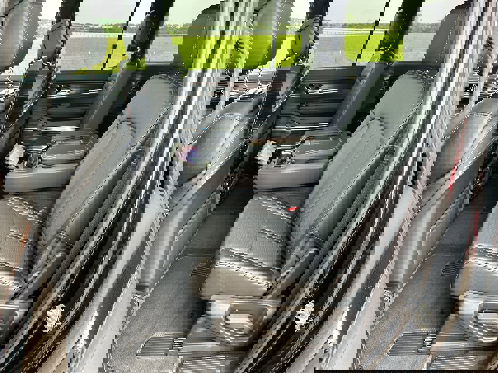 New 2024 Jeep Grand Wagoneer L w/ Rear Seat Video Group 1 image 23