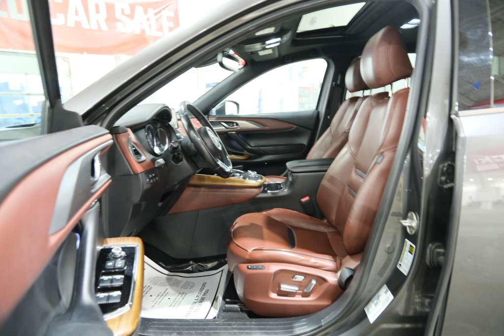 Used 2016 MAZDA CX-9 Signature AWD/4WD image 17