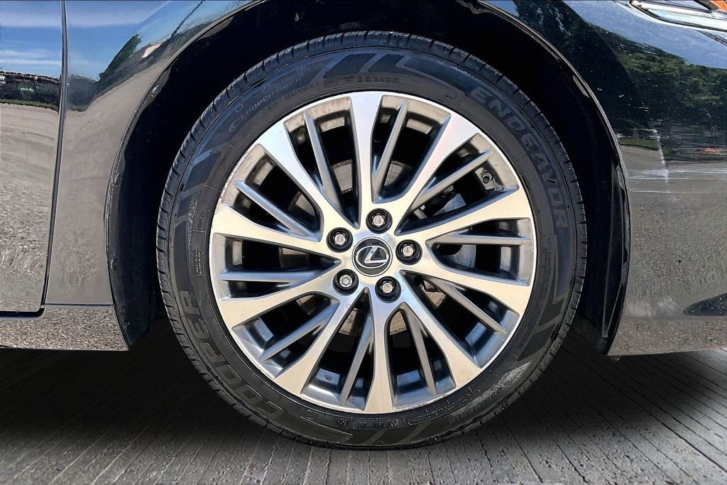 Used 2021 Lexus ES 250 w/ Premium Package AWD/4WD image 10
