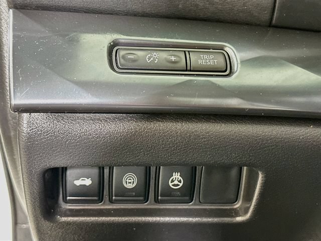 Used 2023 Nissan Maxima SR w/ Sport Mat Group FWD image 13