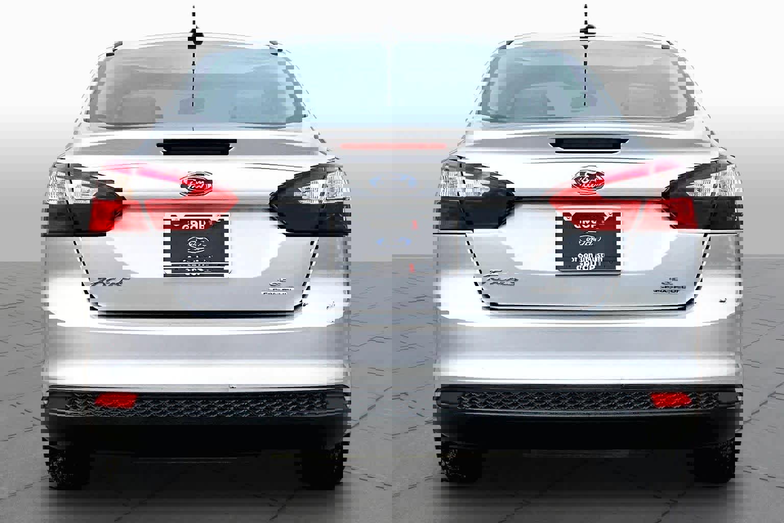 Used 2014 Ford Focus SE FWD image 5