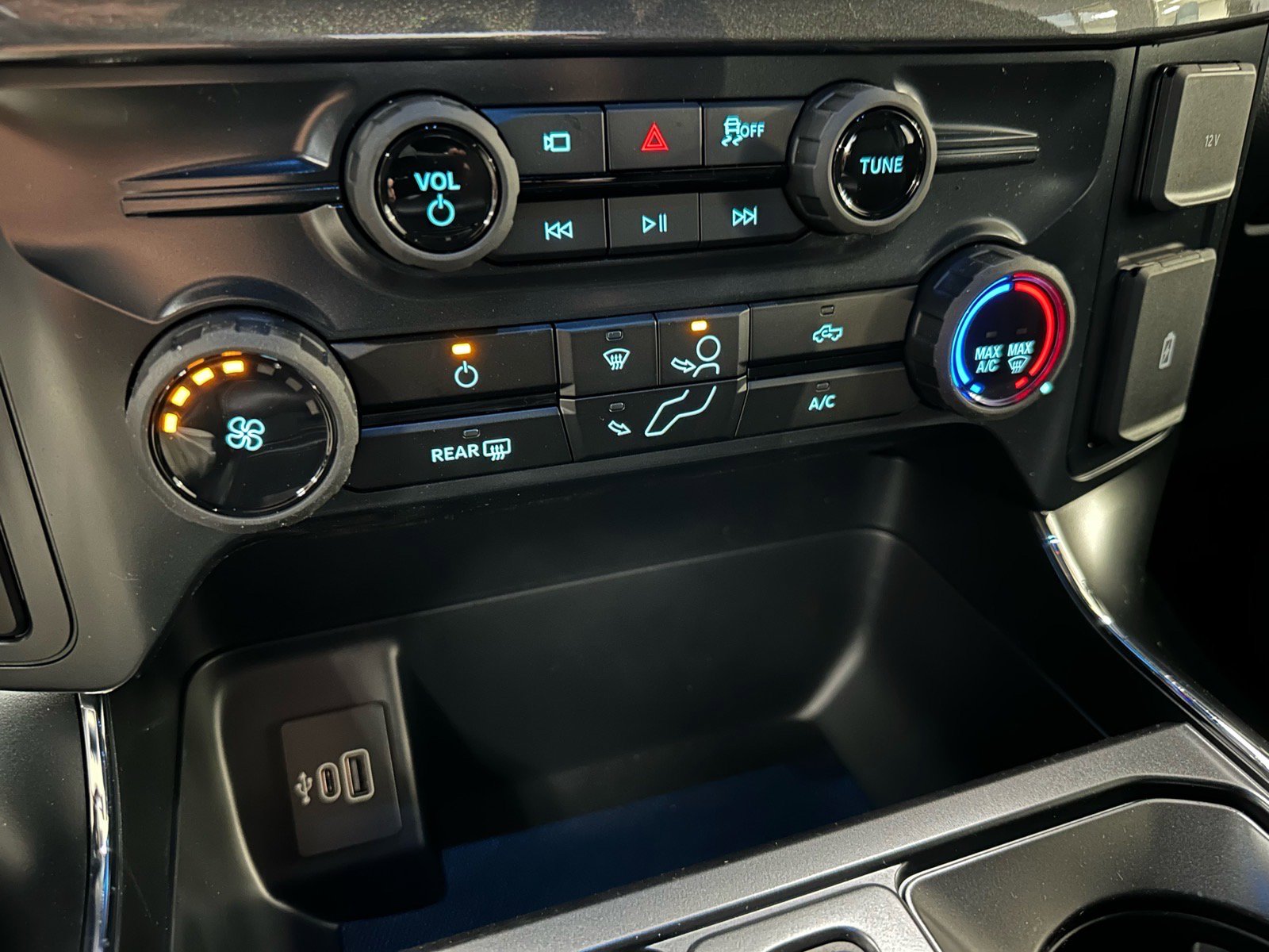 New 2026 Ford F150 STX w/ Equipment Group 200A image 39
