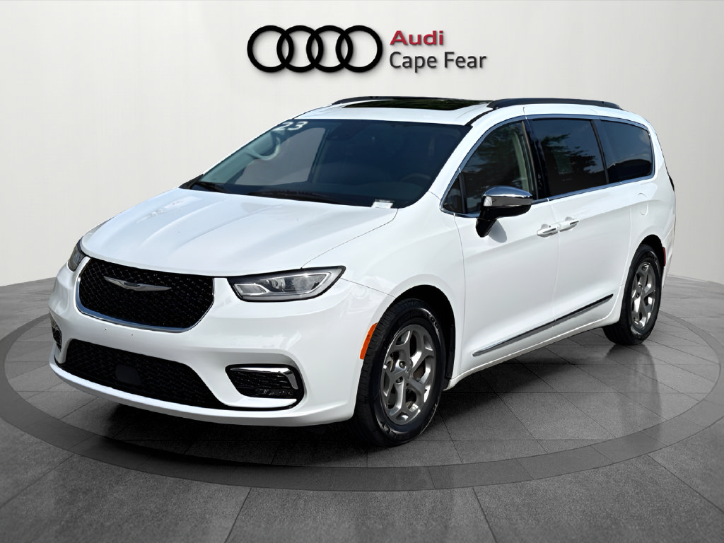 Used 2023 Chrysler Pacifica Limited
