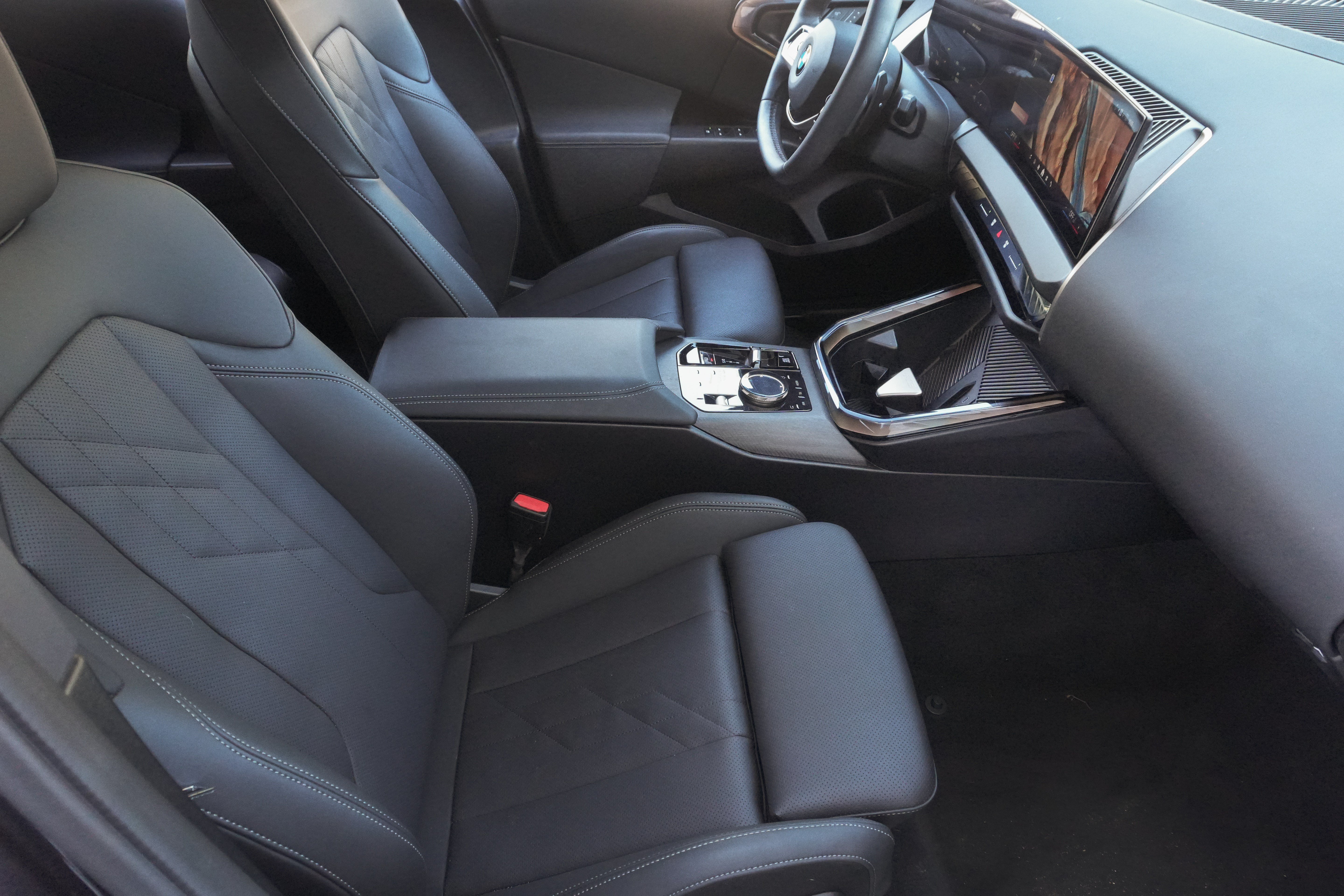 Certified 2025 BMW X3 xDrive30i AWD/4WD image 13