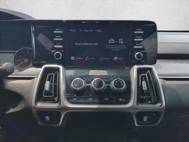 Used 2022 Kia Sorento LX FWD image 14