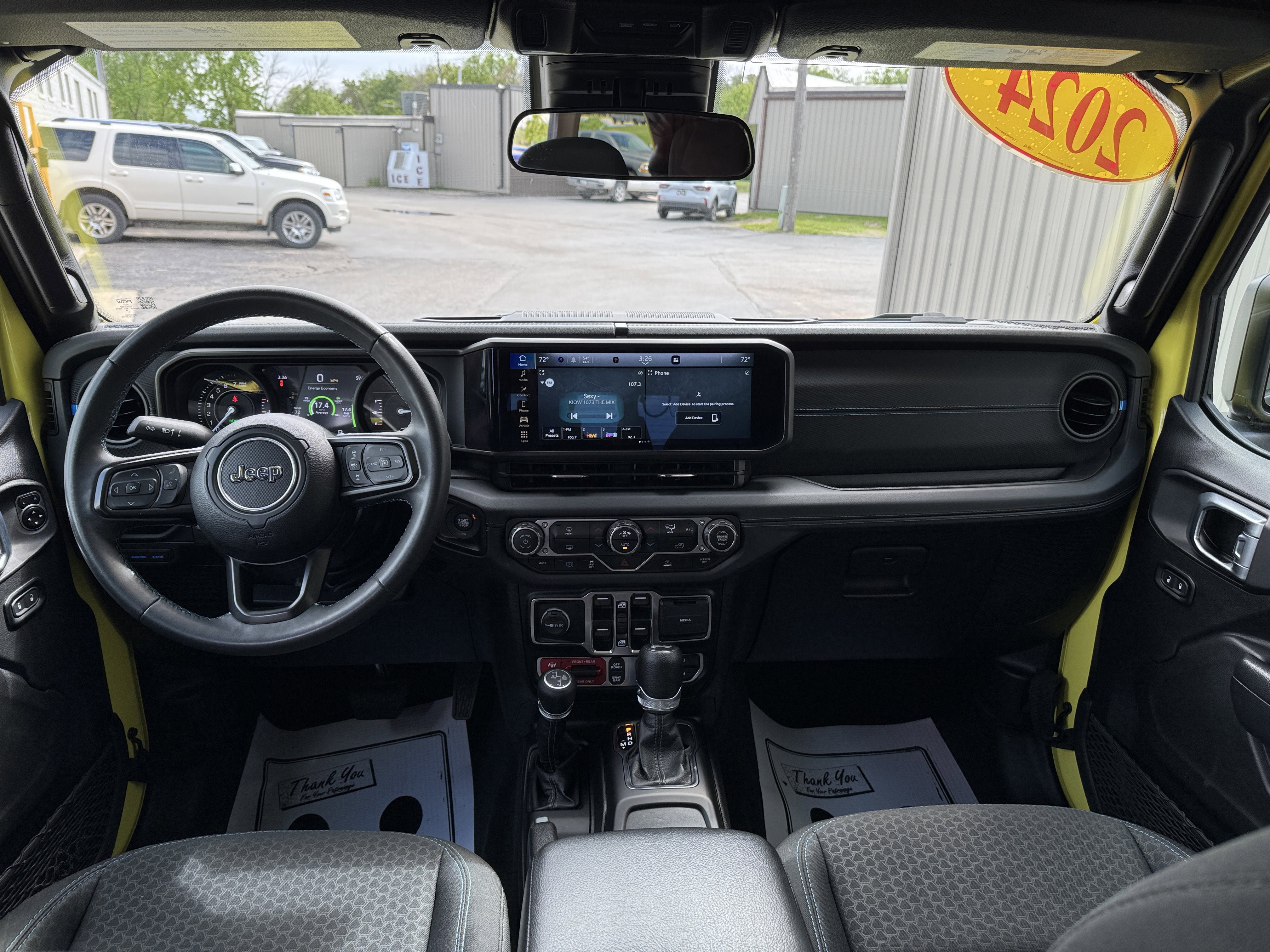 Used 2024 Jeep Wrangler Unlimited Rubicon 4xe AWD/4WD image 23