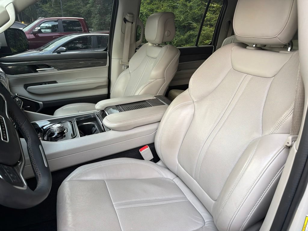 Certified 2022 Jeep Wagoneer Series II RWD image 15