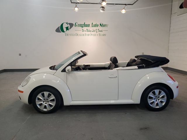 Used 2009 Volkswagen Beetle S FWD image 4