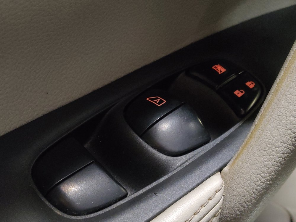 Used 2019 Nissan Rogue Sport SV w/ All-Weather Package image 27