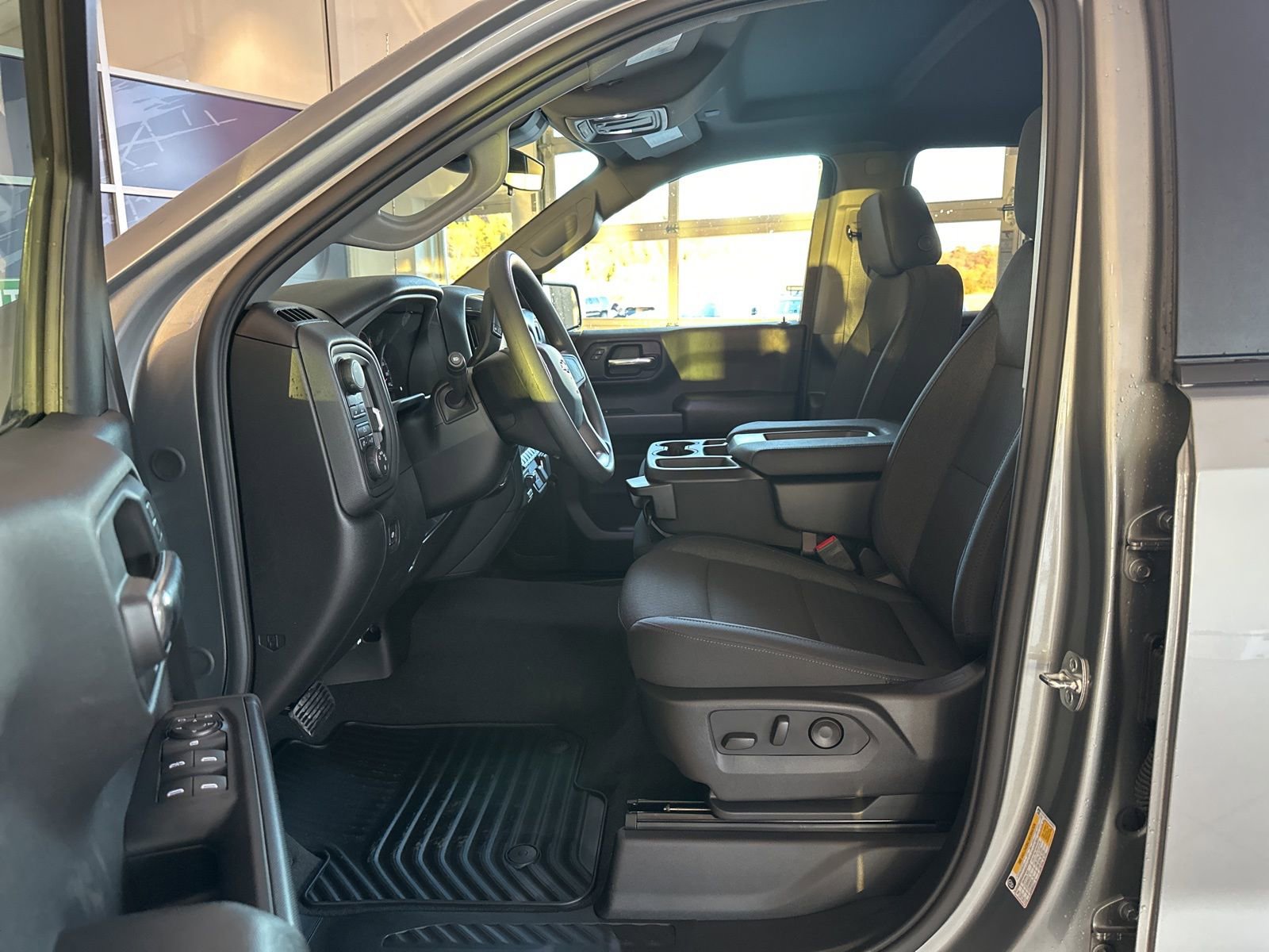 New 2026 Chevrolet Silverado 1500 Custom image 16