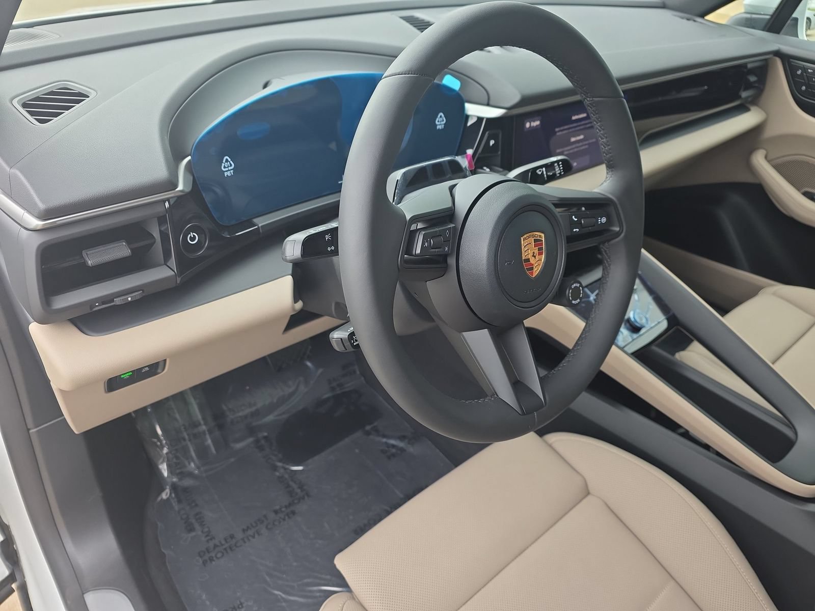 New 2026 Porsche Macan 4 Electric AWD/4WD image 4