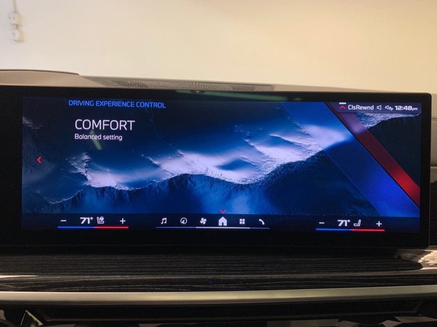 Used 2024 BMW X7 M60i AWD/4WD image 39