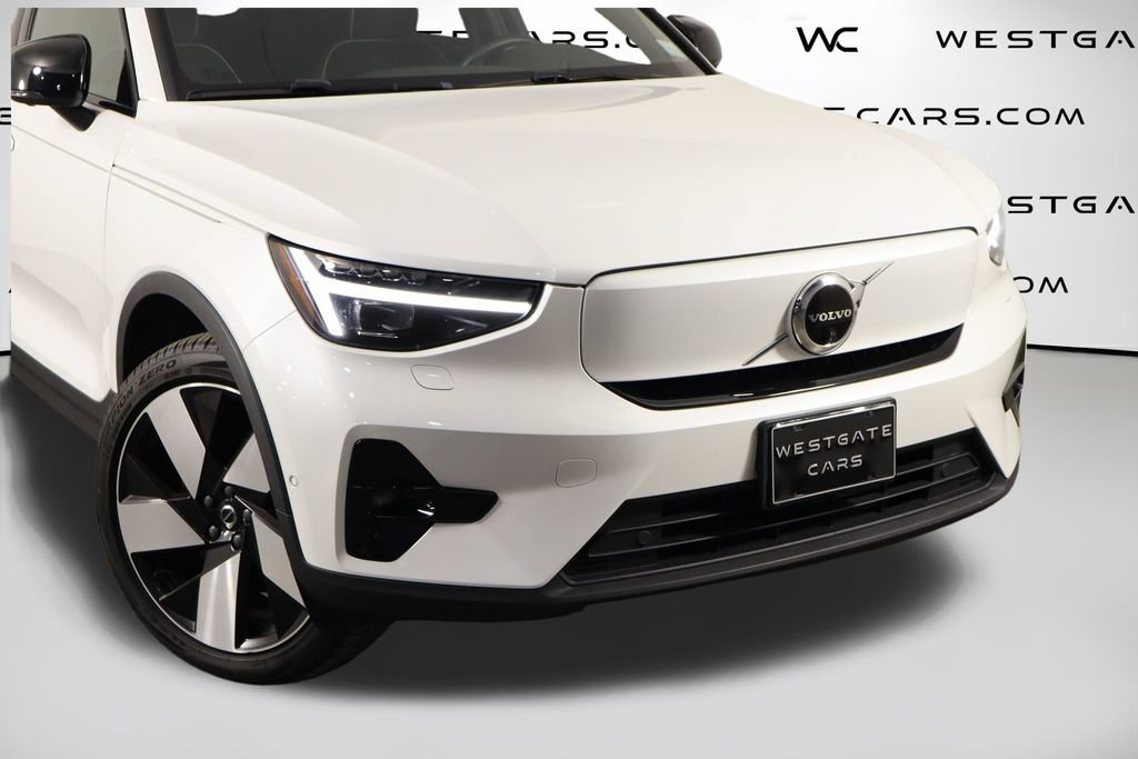 Used 2023 Volvo C40 P8 Recharge Ultimate w/ Protection Package Premier AWD/4WD image 46
