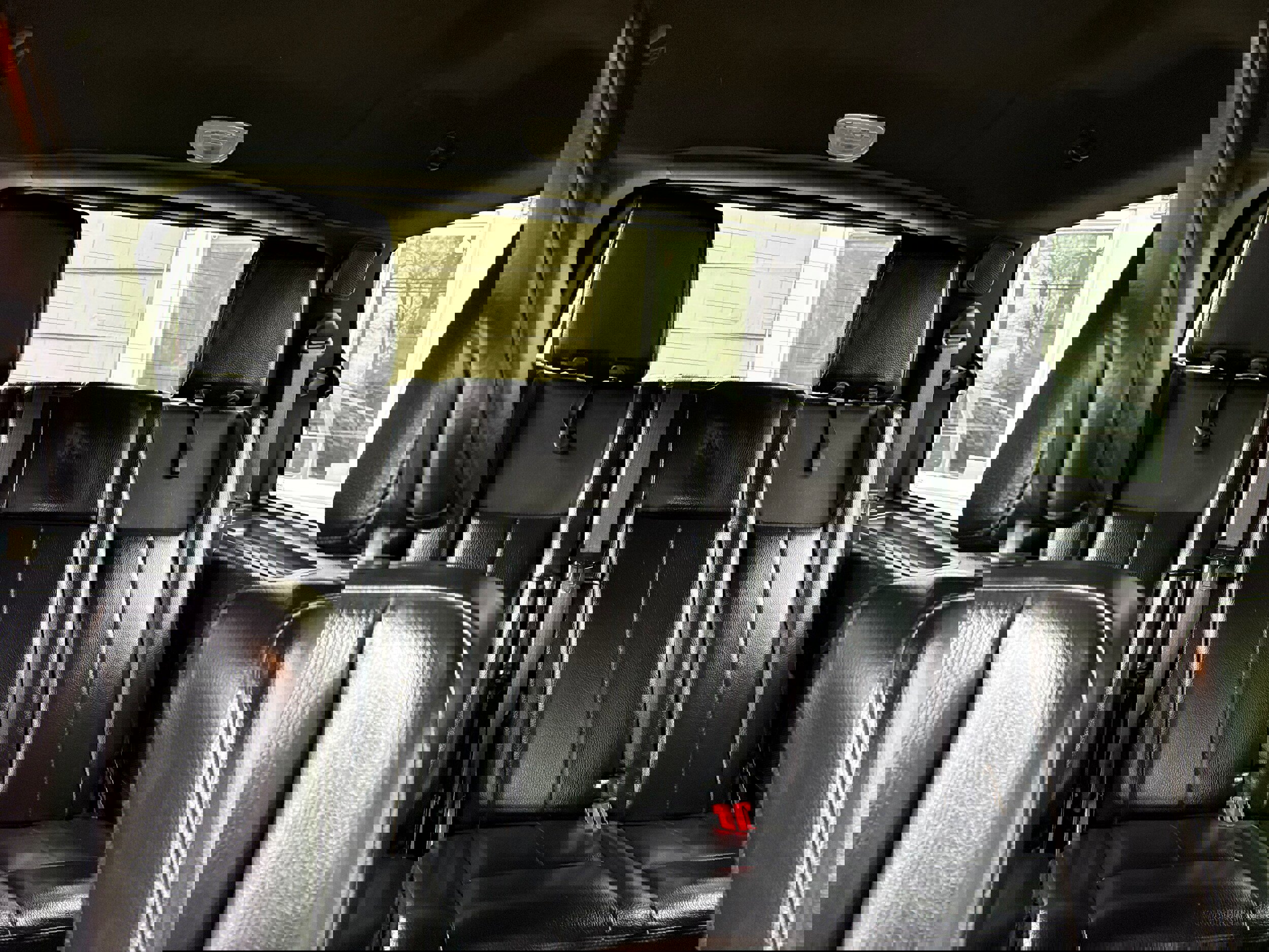 Used 2016 Ford Expedition Limited image 23