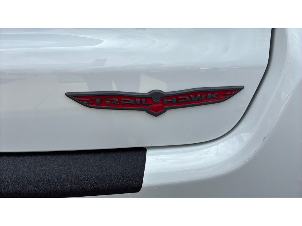 Used 2025 Jeep Compass Trailhawk AWD/4WD image 23