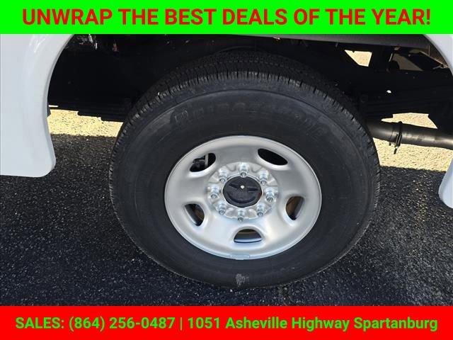 New 2025 Chevrolet Express 3500 w/ Power Convenience Package image 16