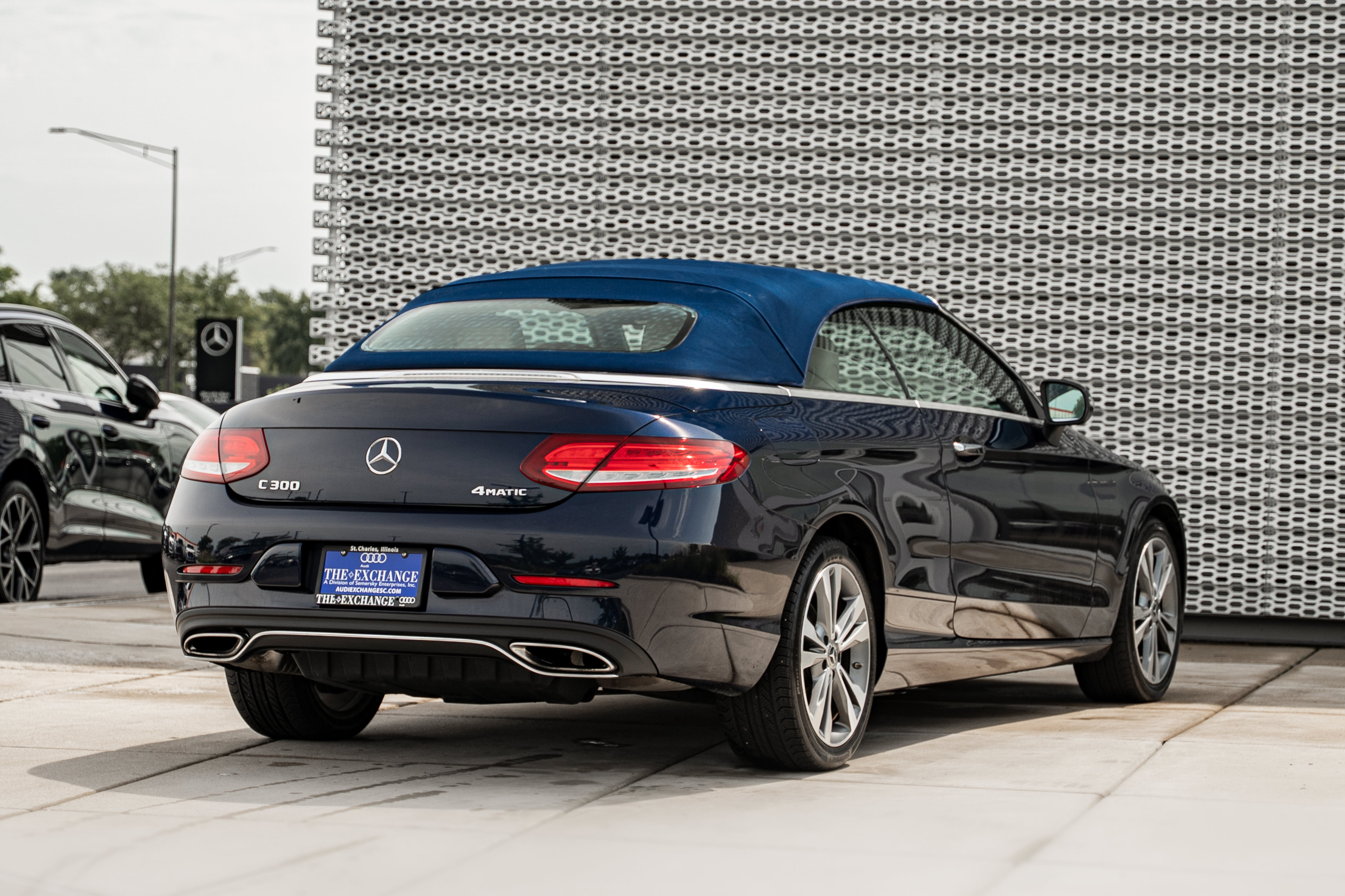 Used 2017 Mercedes-Benz C 300 4MATIC Cabriolet image 6