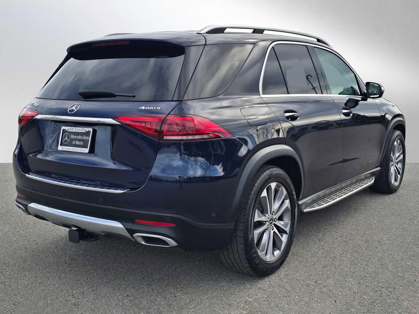 Used 2021 Mercedes-Benz GLE 350 4MATIC image 3