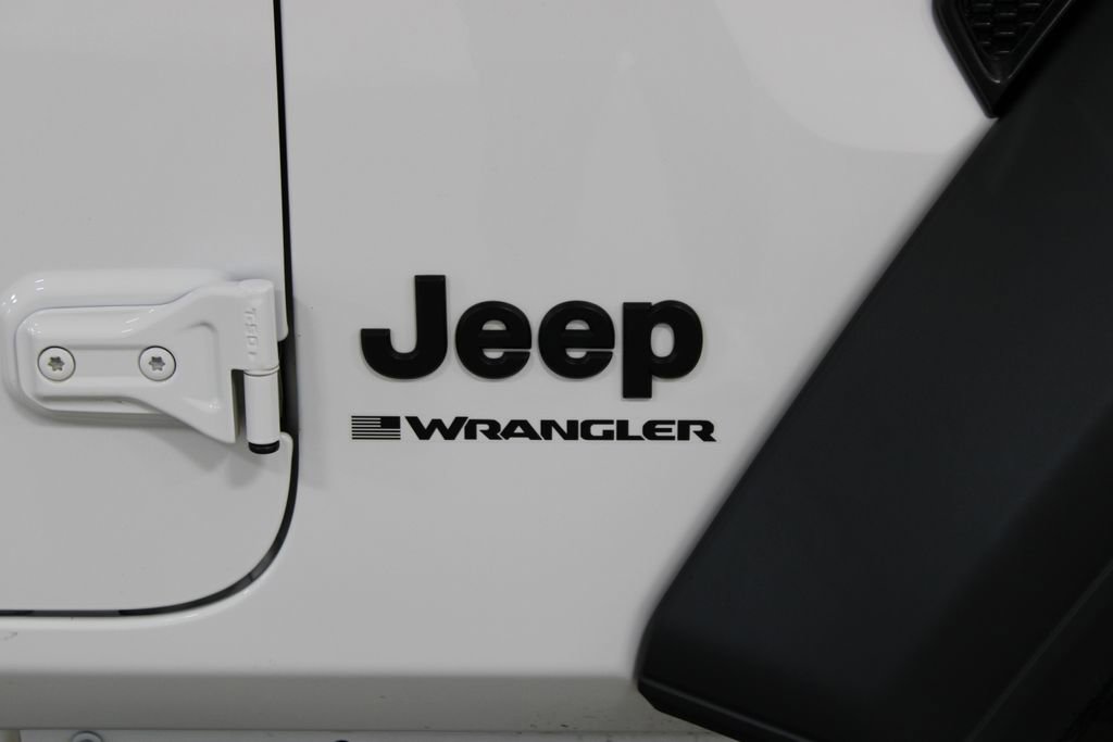 Used 2024 Jeep Wrangler Sport S image 13