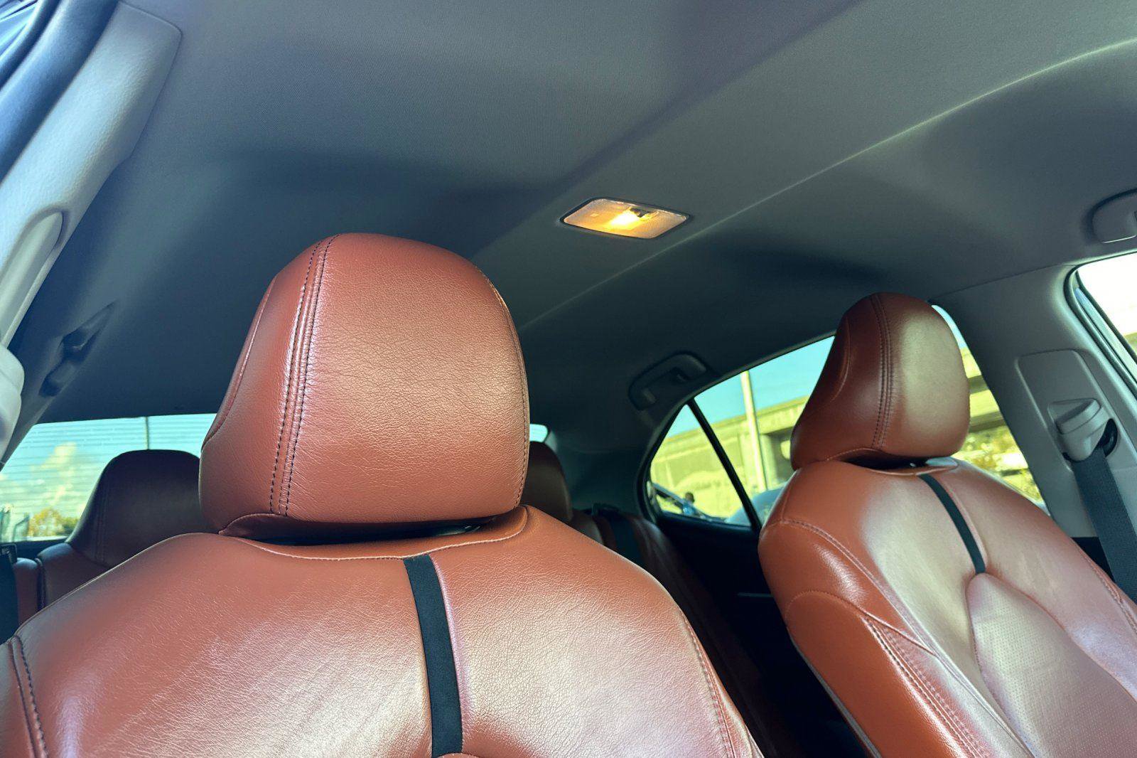 Used 2021 Toyota Camry SE image 15