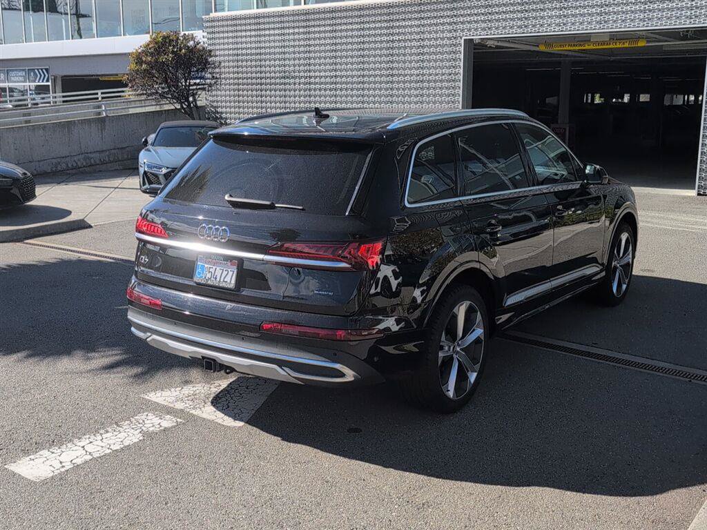 Used 2021 Audi Q7 3.0T Premium Plus w/ Executive Package AWD/4WD image 6