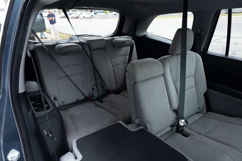 Used 2021 Honda Pilot EX image 22