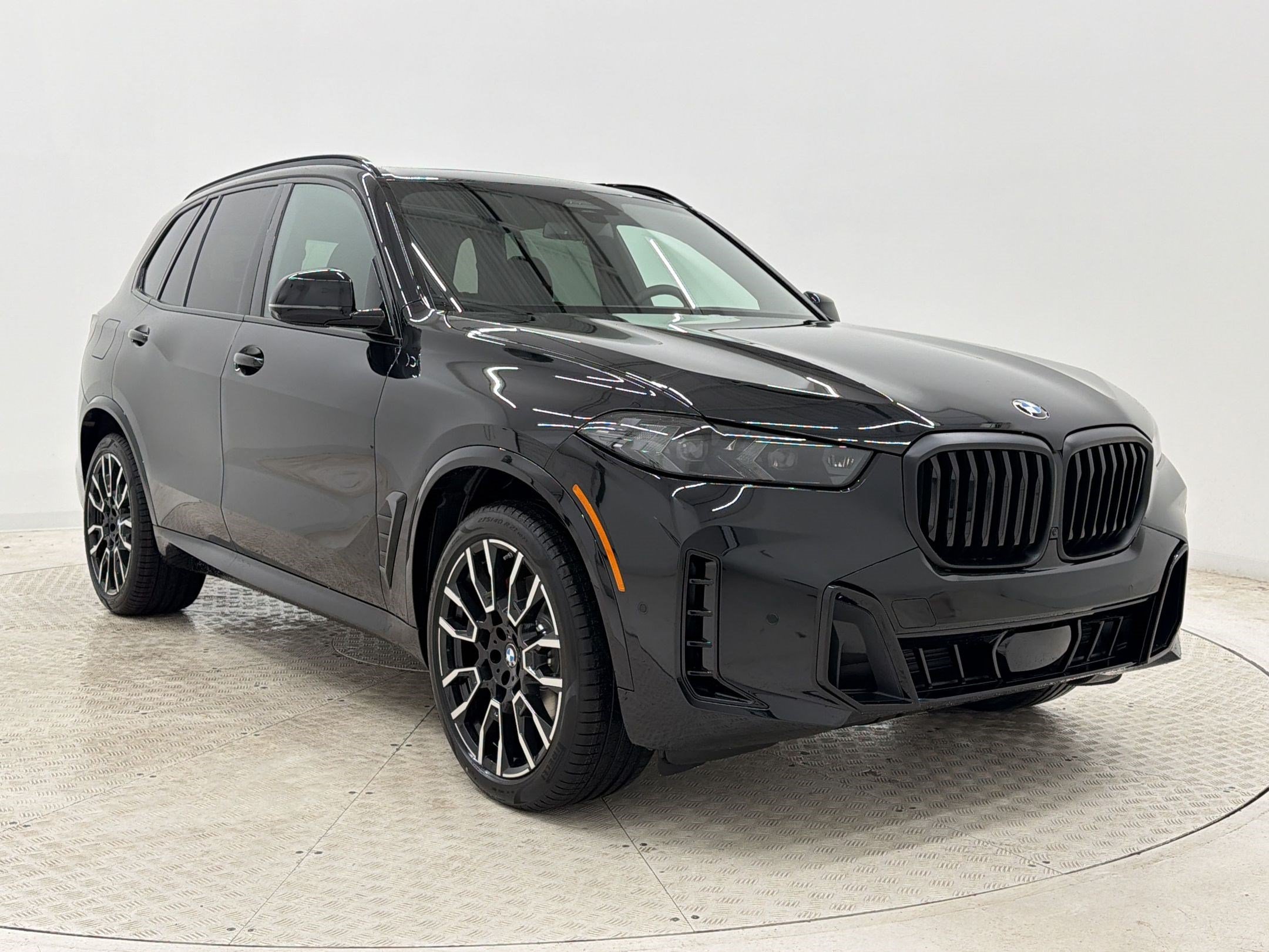 New 2026 BMW X5 xDrive40i w/ M Sport Package AWD/4WD image 7