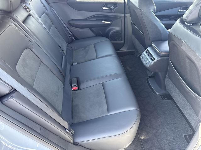 Used 2024 Nissan Ariya AWD image 29