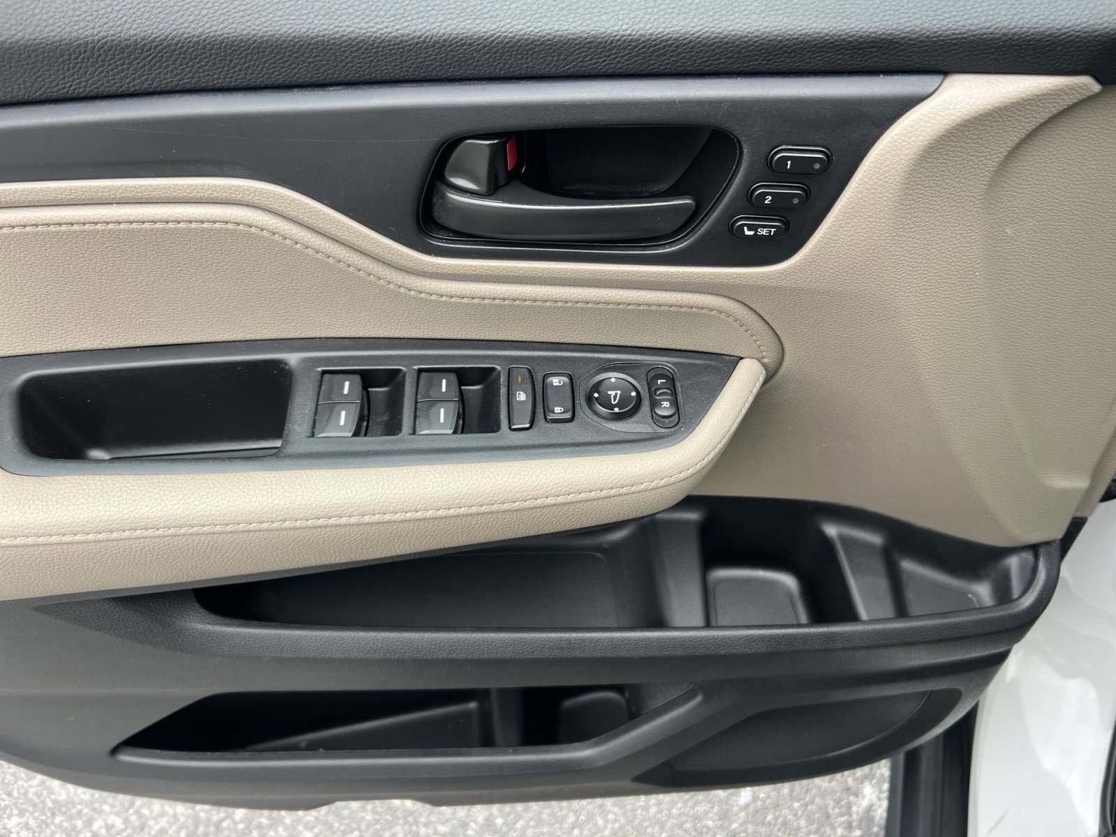 Used 2023 Honda Odyssey EX-L image 15