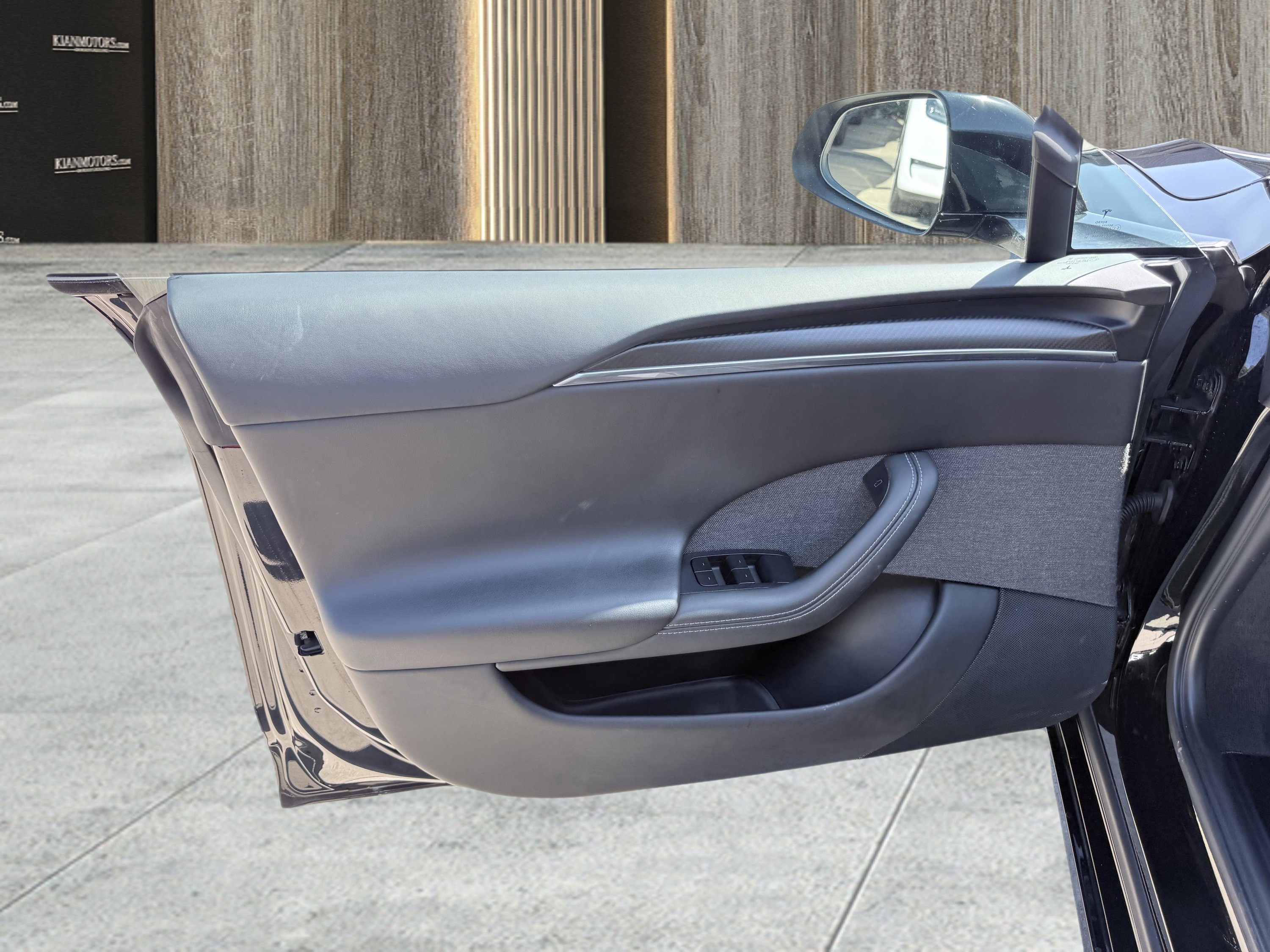 Used 2023 Tesla Model S Plaid image 29