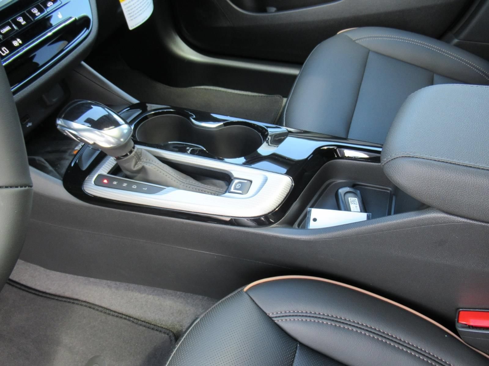 New 2026 Buick Envista Sport Touring FWD image 19