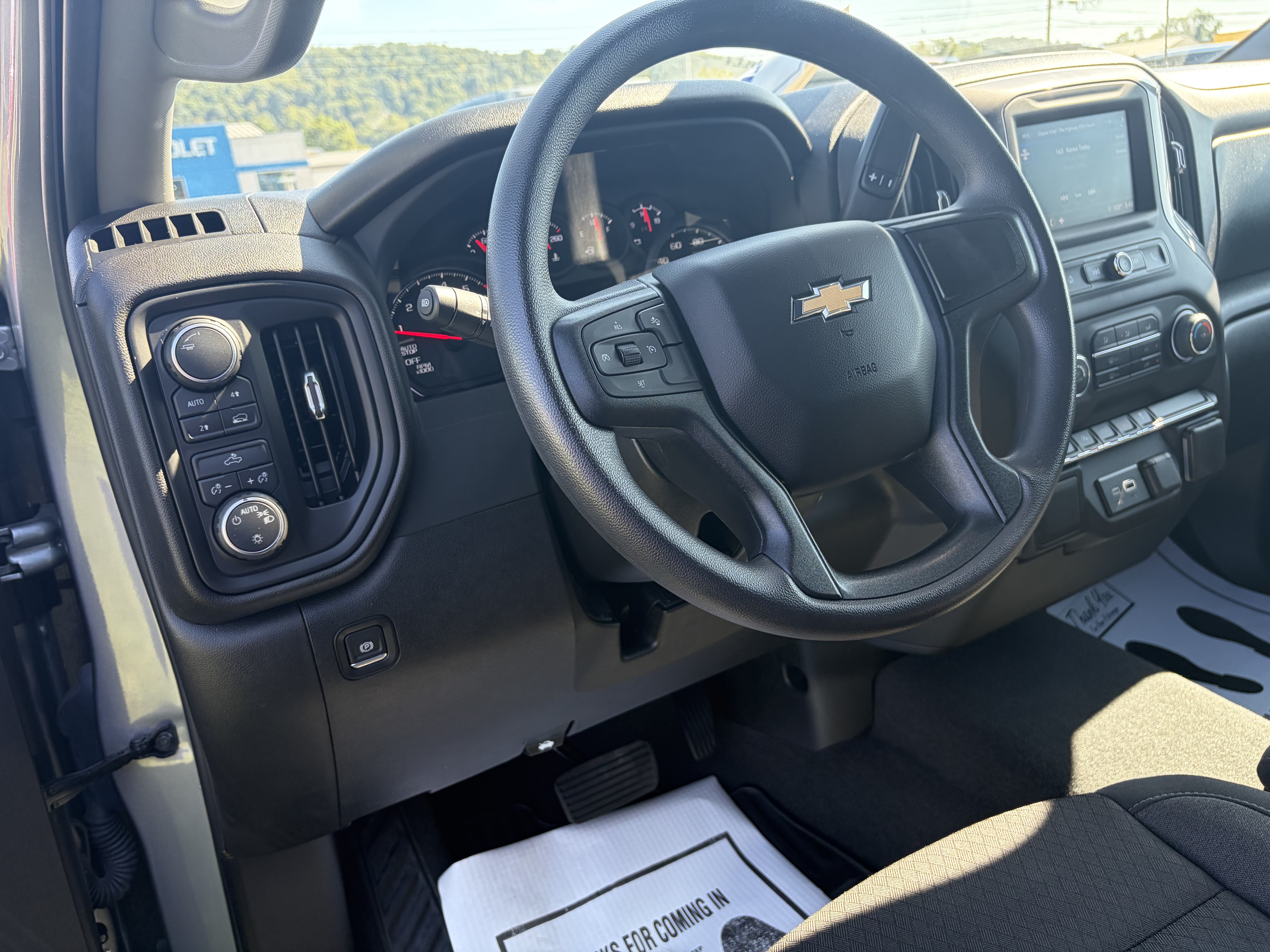 Used 2024 Chevrolet Silverado 1500 Custom AWD/4WD image 16