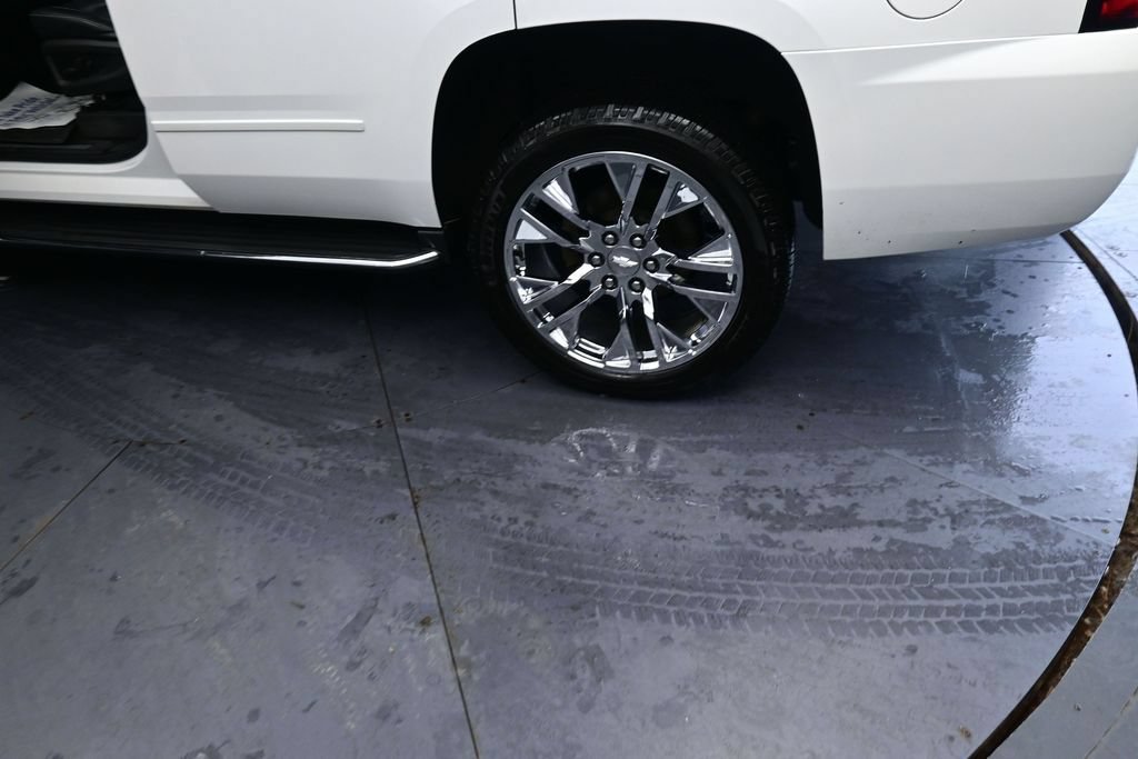 Used 2016 Chevrolet Tahoe LTZ AWD/4WD image 18