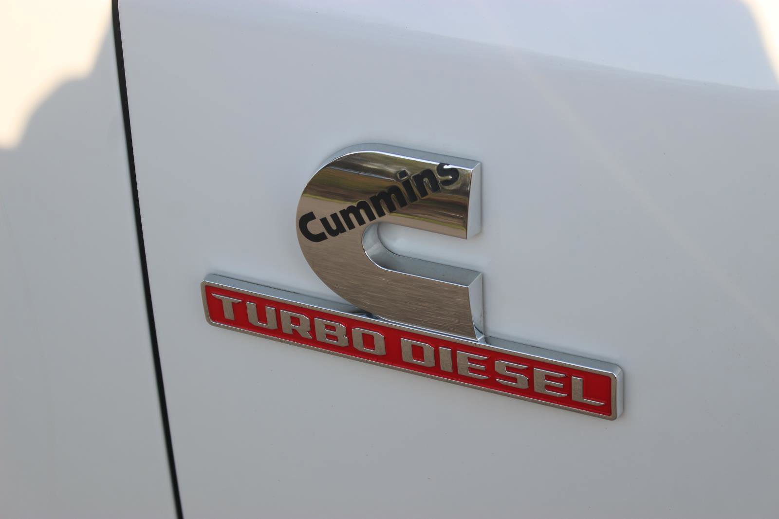 Used 2025 RAM 2500 Limited AWD/4WD image 11