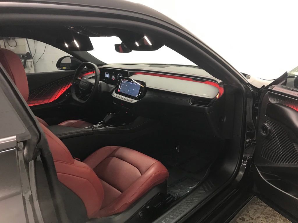 Used 2024 Dodge Charger R/T w/ Plus Group image 30