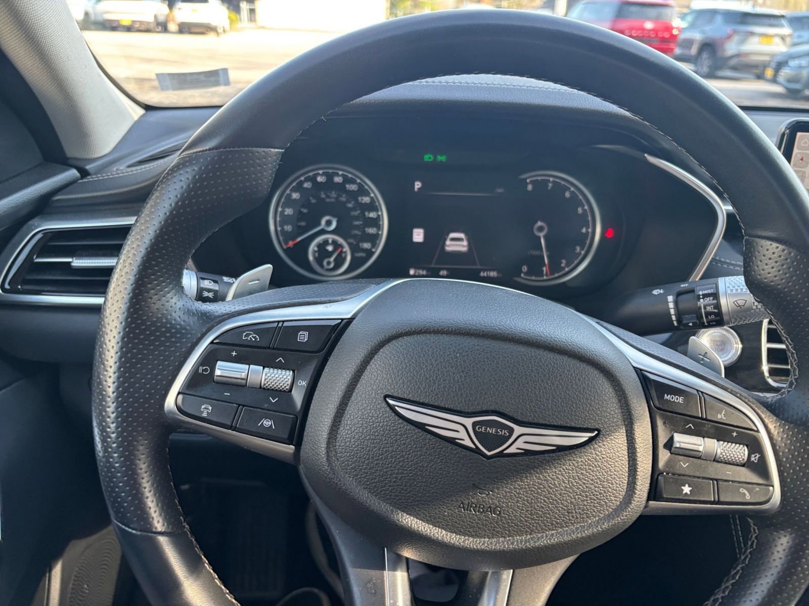 Used 2025 Genesis G70 2.5T image 34