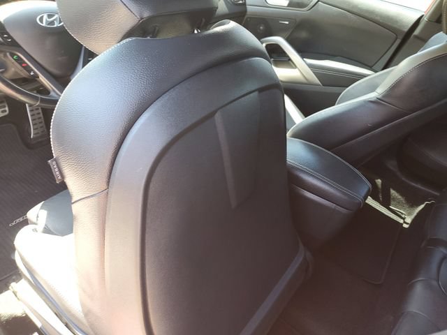 Used 2016 Hyundai Veloster Turbo FWD image 14